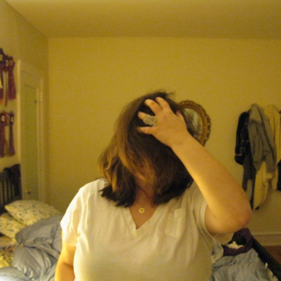 Meet your Posher, Nora - Picture 1 of 1